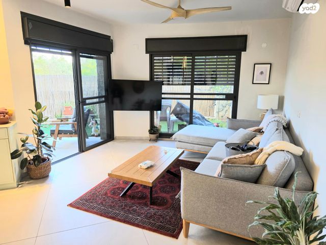 דירת גן, עמק בית שאן, המגינים, מודיעין מכבים רעות