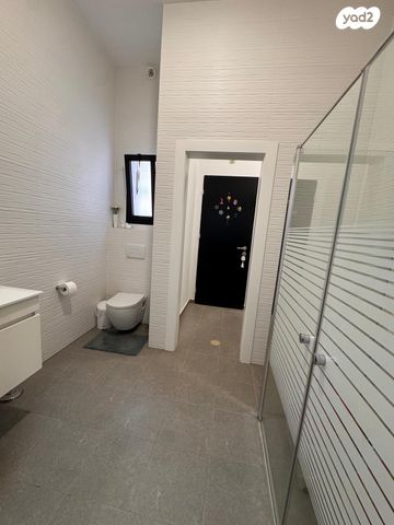 בית פרטי/ קוטג', נירים, הפארק, אופקים