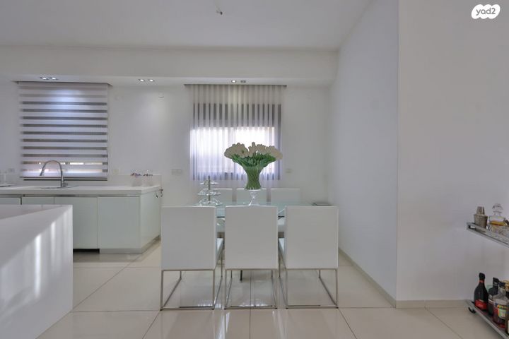 גג/ פנטהאוז, אלונים, קרית אתא