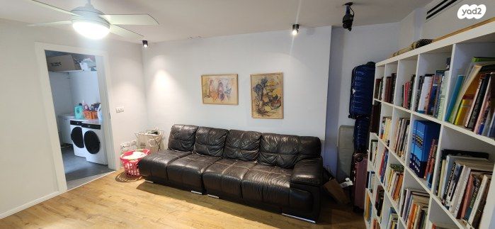 בית פרטי/ קוטג', אורנית