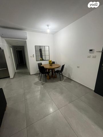 דירה, נווה שרון / שער העיר, נתיבות