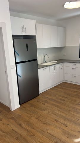 דירה, א.ד. גורדון 8, צפון מערב מרכז העיר, נתניה