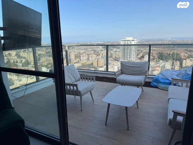 גג/ פנטהאוז, מלחמת ששת הימים, מרכז העיר, חדרה