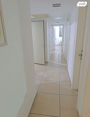 דירה, התורן, נאות רבין, יבנה