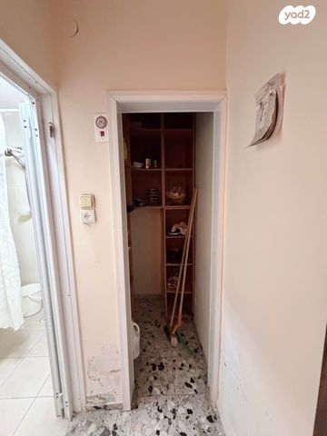 דירה, הרבי מלובאוויטש, צפת