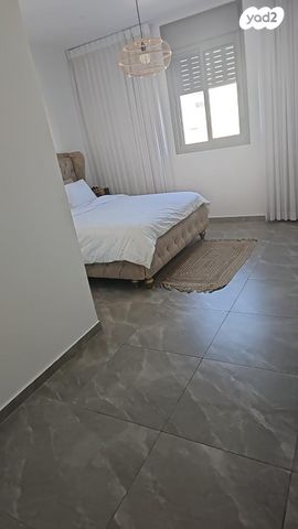 דירה, שלום דנינו, נתיבות מערב, נתיבות