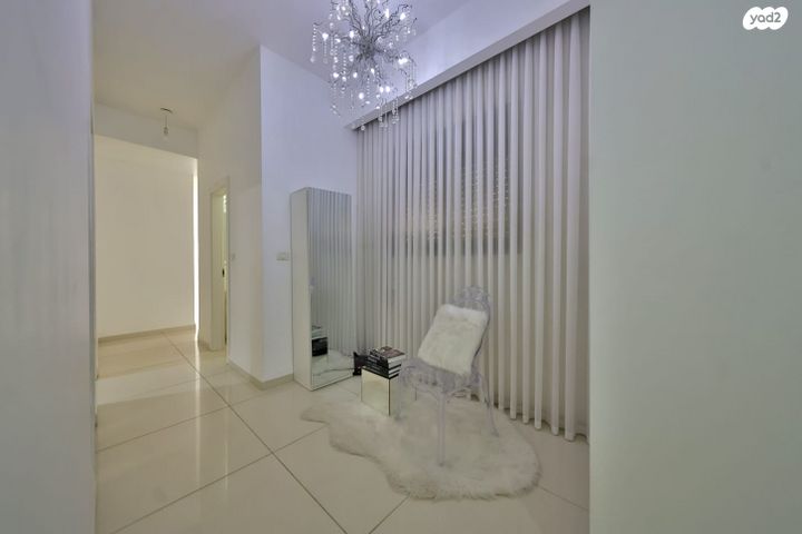 גג/ פנטהאוז, אלונים, קרית אתא