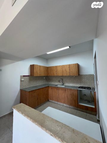 דירה, אבני חן, אילת