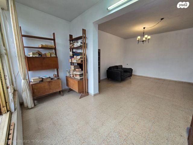 דירה, דרך הים 177, כרמל מערבי, חיפה