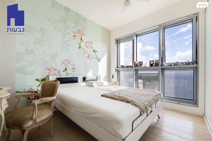 דירה, שמעון בן צבי, שטח 9, גבעתיים