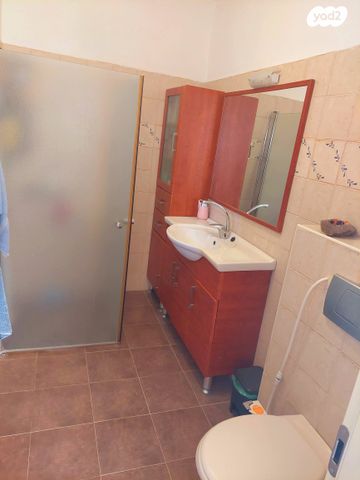 דירה, זרובבל 13, מרכז מזרחי, נס ציונה