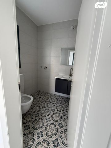 דירה, כרמי הנדיב, אחוזת רוטנר, קרית מלאכי