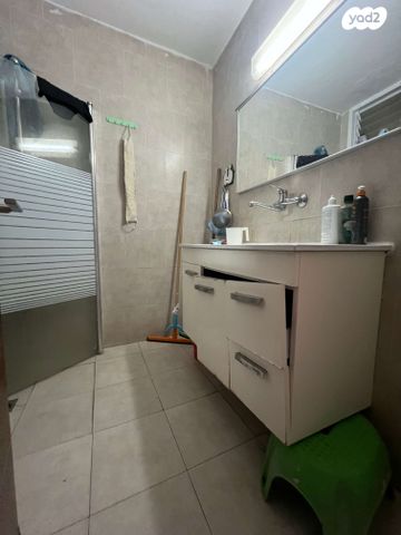 דירה, מרטין בובר 6, צור שלום, קרית ביאליק