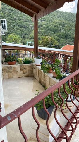 דו משפחתי, מורדי הגטאות, גבעת נשר, נשר