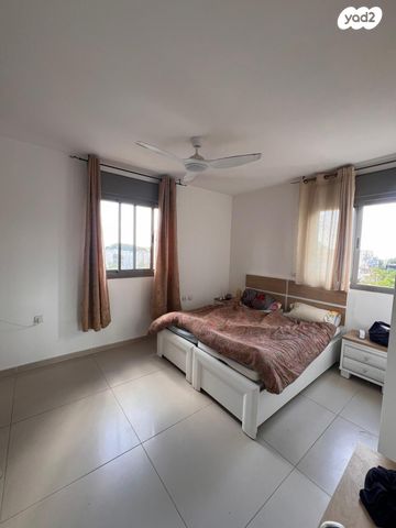 דירה, אתרוג, החורש, חריש