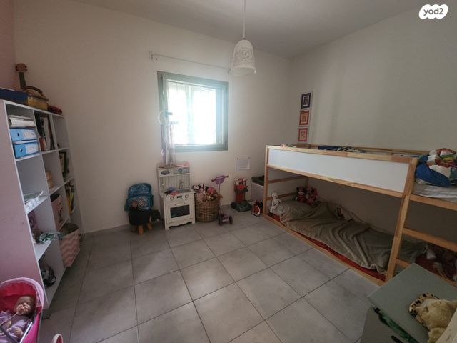 דירת גן, מרכז, הרצליה