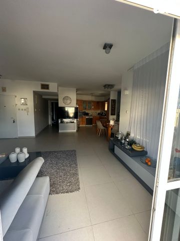 נאות בגין, לב יבנה