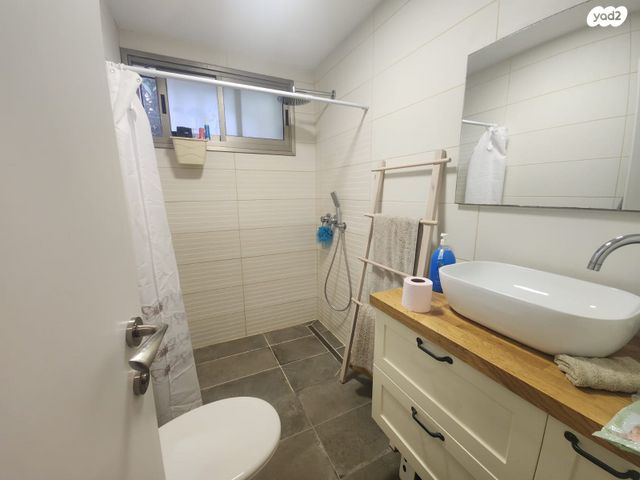 דירת גן, מרכז, הרצליה