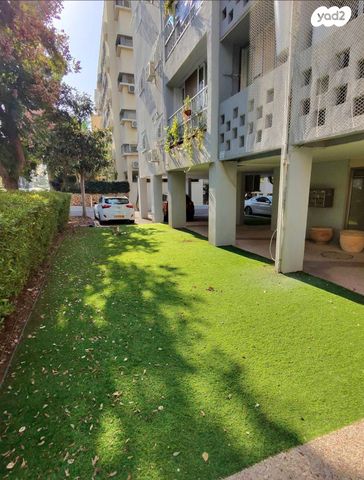 דירה, הוד השרון