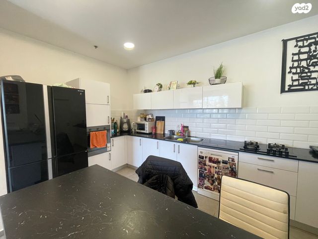 דירה, קרית ויצמן, רעננה