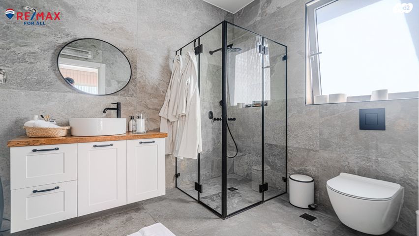 דו משפחתי, החרוב, נאות הפרחים, גן יבנה