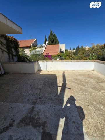 דירה, מרדכי היהודי, ירושלים