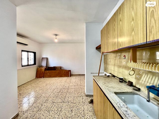 דירה, הרב קוק 20, צפון מערב מרכז העיר, נתניה