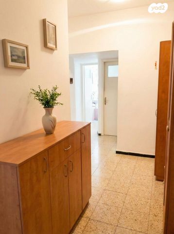 דירה, הנביאים 37, הנביאים, בת ים