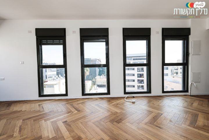 דופלקס, תל אביב יפו