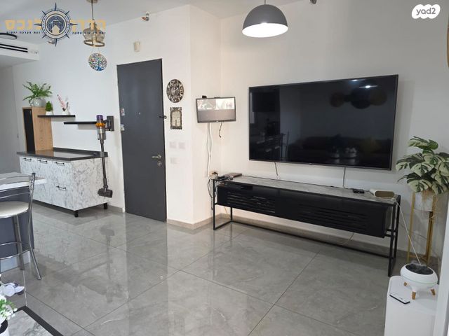 גג/ פנטהאוז, האצ"ל, רובע א', אשדוד