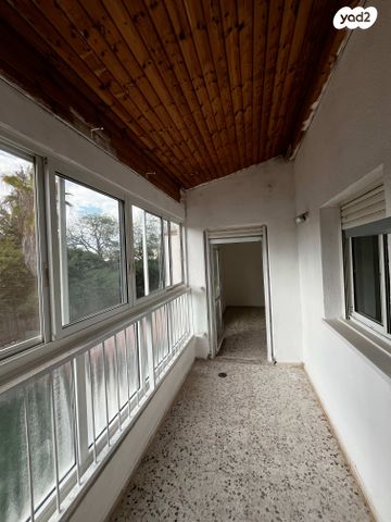 דירה, אשכולות, כרמיאל