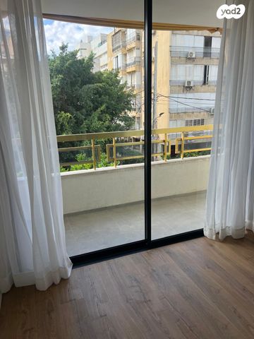 דירה, א.ד. גורדון 8, צפון מערב מרכז העיר, נתניה