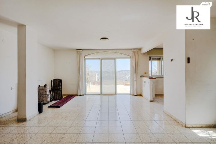 דירה, הדישון, מלחה, מנחת, ירושלים