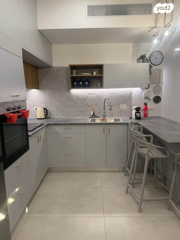 דירת גן, בורוכוב, גבעתיים