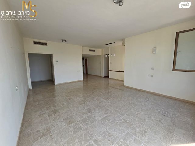 דירה, שדרות הנשיא, מרכז הכרמל, חיפה