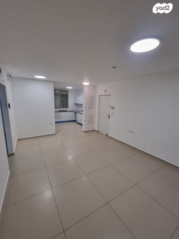 דירת גן, שדרות עמק חפר 9, שקמים ואגמים, אשקלון