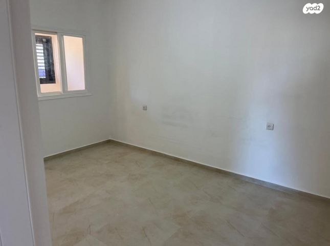 דירה, כפר סבא