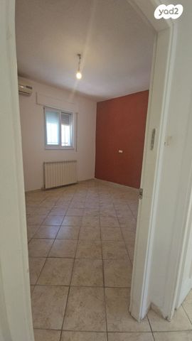 דירת גן, מרדכי היהודי, ירושלים