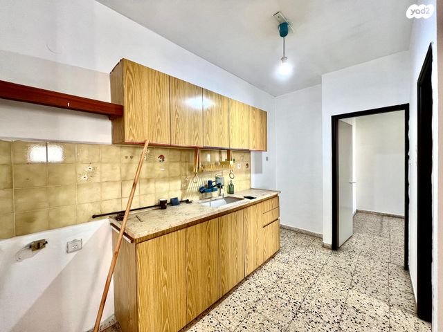 דירה, הרב קוק 20, צפון מערב מרכז העיר, נתניה