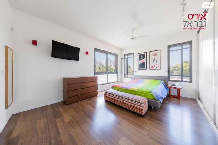 בית פרטי/ קוטג', פסנתר, מתחם האצבע, הוד השרון