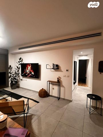 דירה, גליל ים (מתחם הכוכבים), הרצליה