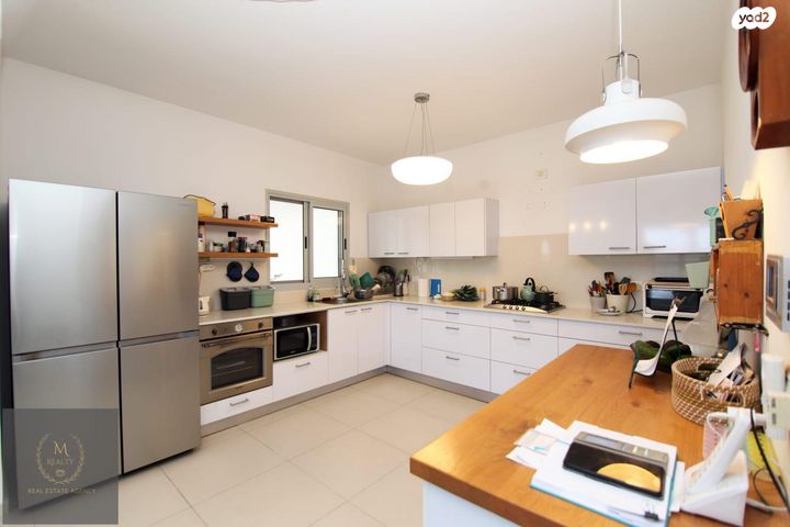 דירה, דרך הפארק, נתניה