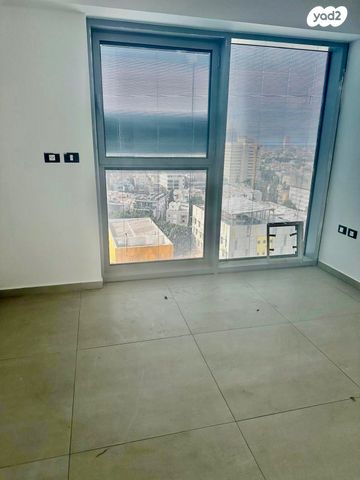 דירה, אוסוולדו ארניה 8, גני שרונה, קרית הממשלה, תל אביב יפו