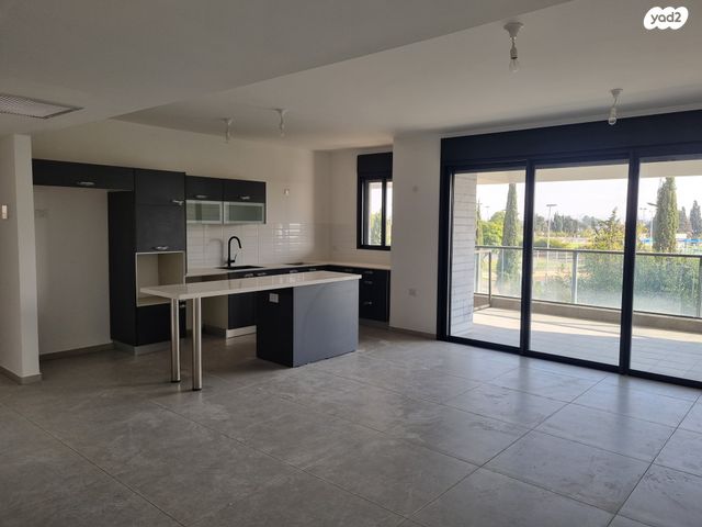 דירה, יונה וולך, גרין פארק החדשה, הוד השרון