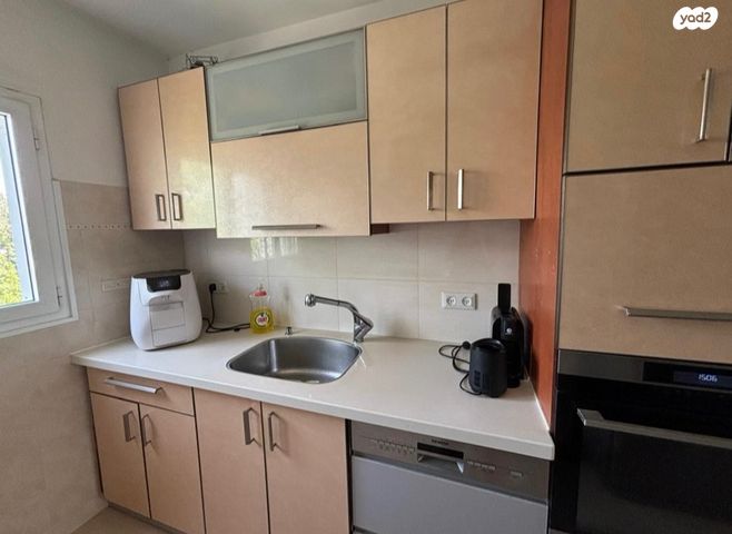 דירה, יאנוש קורצ'אק, קיראון, קרית אונו