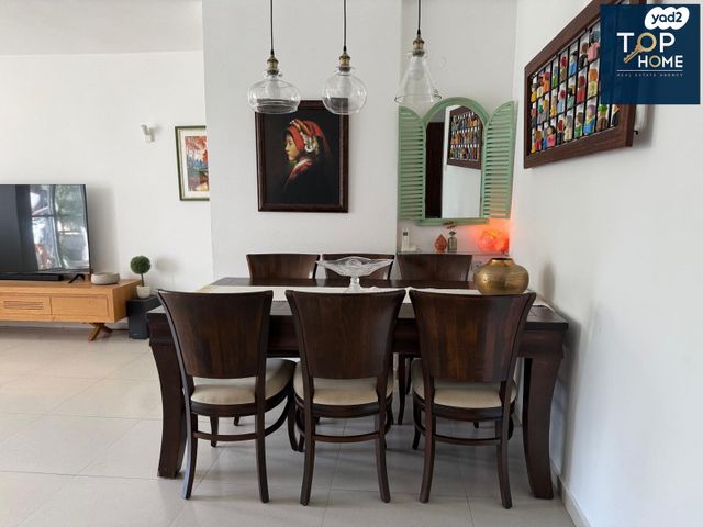 דירה, אירוס הארגמן, גבעת האירוסים, נתניה