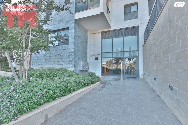 דירת גן, שעורה, עמירם, פרדס חנה כרכור