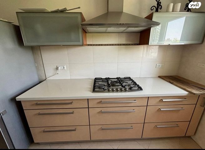 דירה, יאנוש קורצ'אק, קיראון, קרית אונו