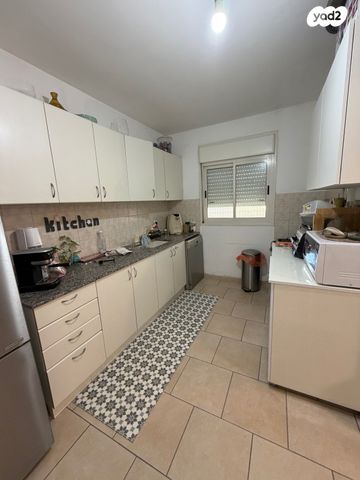 דירה, אסירי ציון, קרית שלום, תל אביב יפו