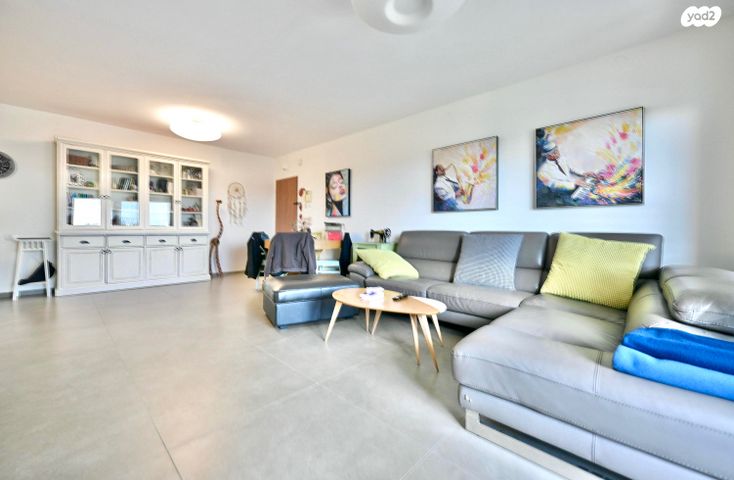 דירה, האימהות, סביוני נצר סירני, נס ציונה